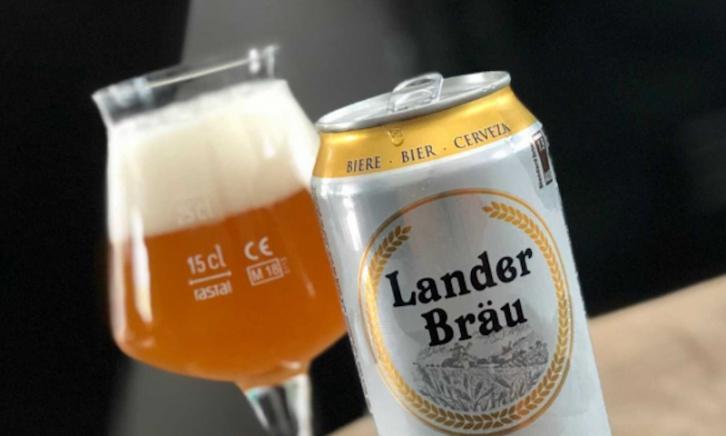 Landerbrau Weissbeer blik en glas Landerbrau Weissbeer blik en glas